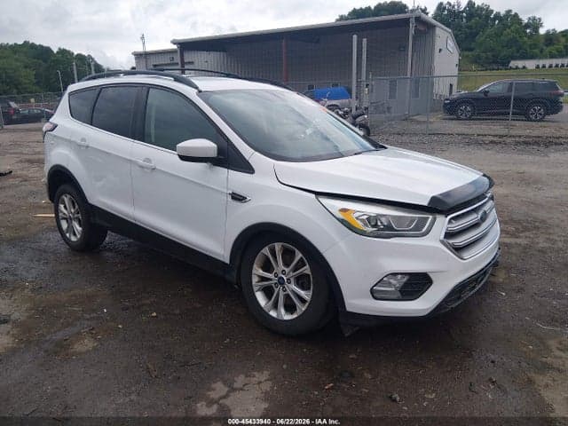 2017 FORD ESCAPE SE - 1