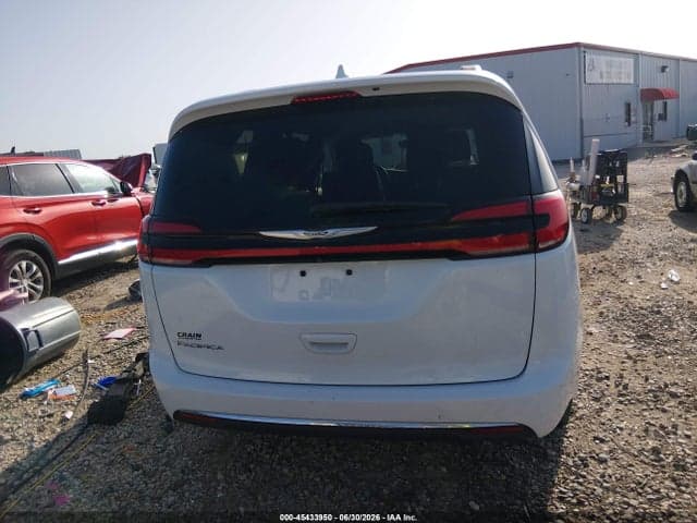 2022 CHRYSLER PACIFICA TOURING L 17