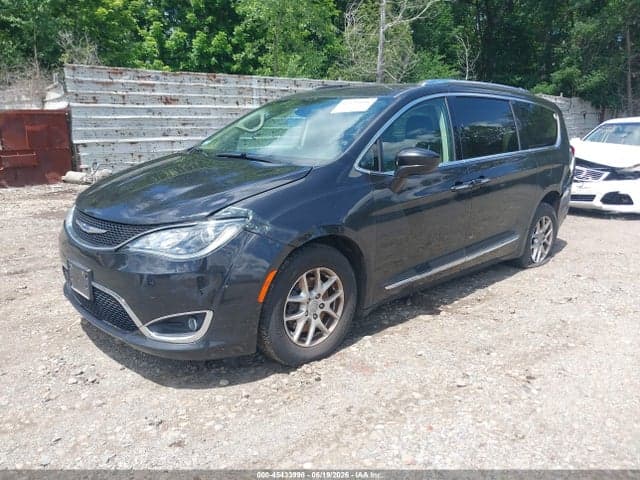 2020 CHRYSLER PACIFICA TOURING L 2
