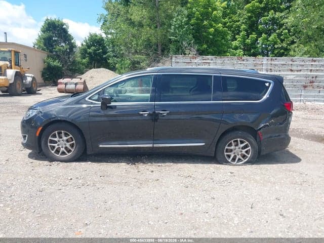 2020 CHRYSLER PACIFICA TOURING L 14
