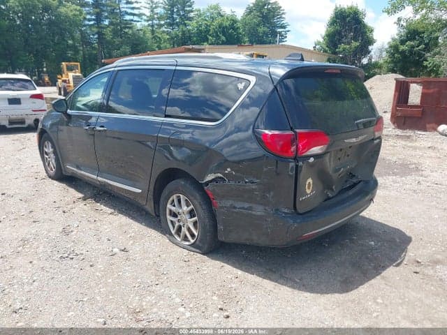 2020 CHRYSLER PACIFICA TOURING L 3