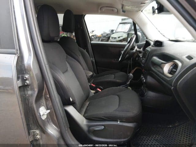 2017 JEEP RENEGADE LATITUDE 4X4 5