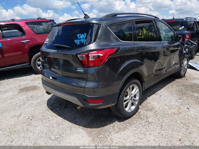 2019 FORD ESCAPE SEL 4