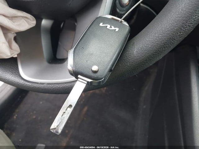 2023 KIA FORTE LXS 11