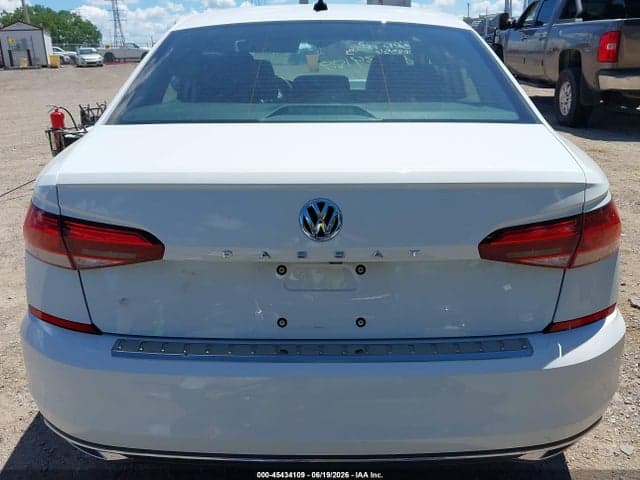 2022 VOLKSWAGEN PASSAT 2.0T SE 17