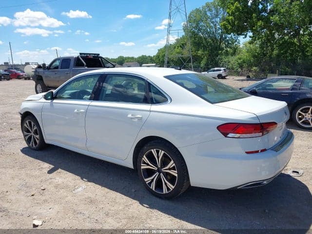 2022 VOLKSWAGEN PASSAT 2.0T SE 3