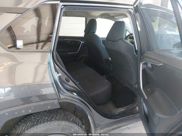 2023 TOYOTA RAV4 LE 8