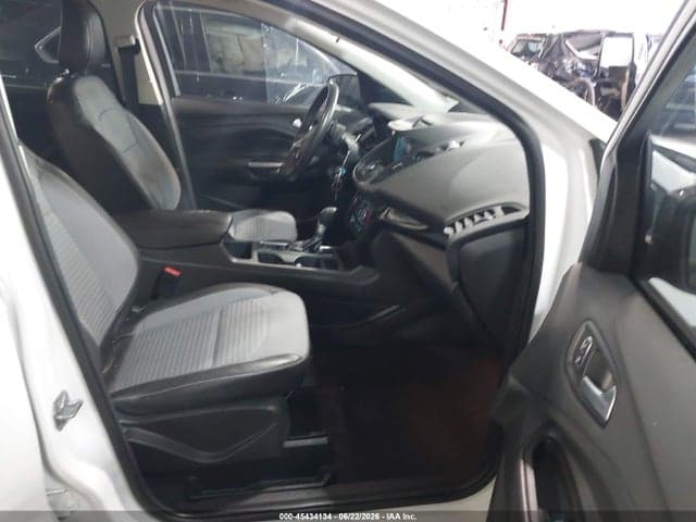 2018 FORD ESCAPE SE 5