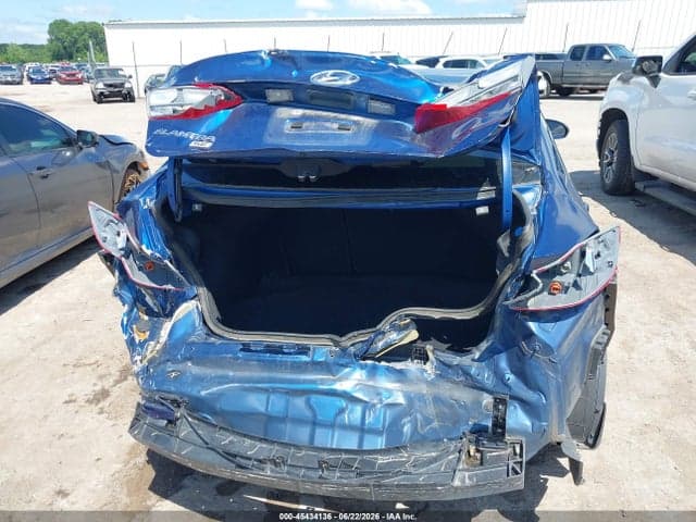 2018 HYUNDAI ELANTRA SE 17