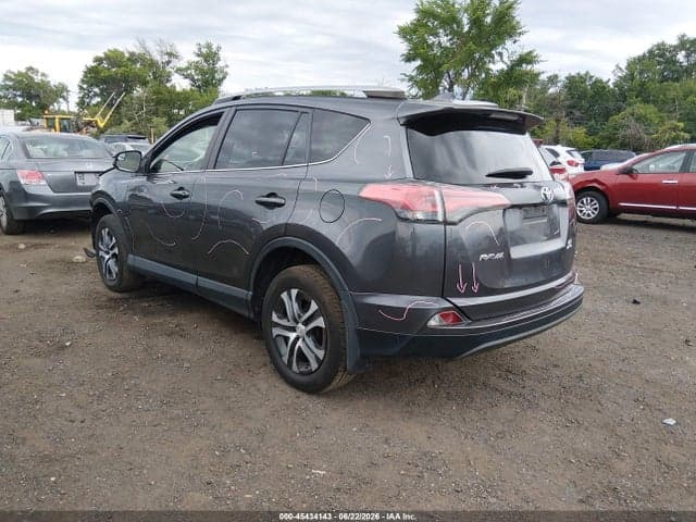 2018 TOYOTA RAV4 LE 3