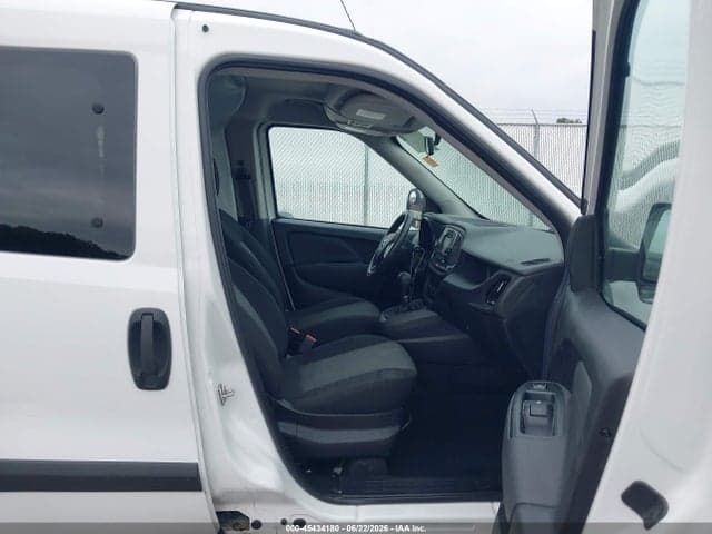 2019 RAM PROMASTER CITY TRADESMAN SLT 5
