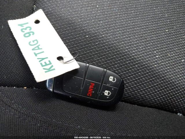 2023 JEEP RENEGADE LATITUDE 4X4 11