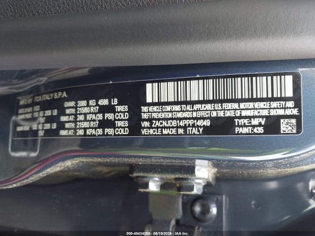 2023 JEEP RENEGADE LATITUDE 4X4 9