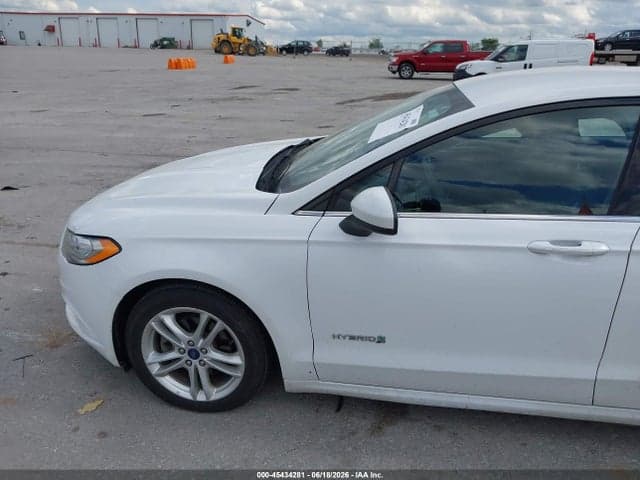 2018 FORD FUSION HYBRID SE 17