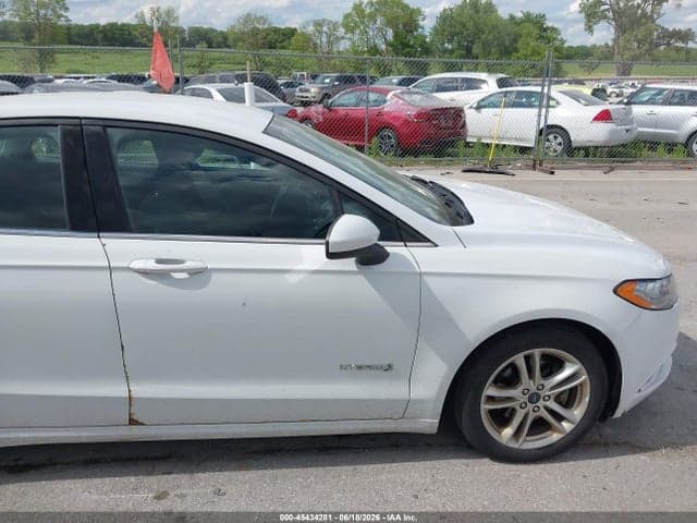 2018 FORD FUSION HYBRID SE 19