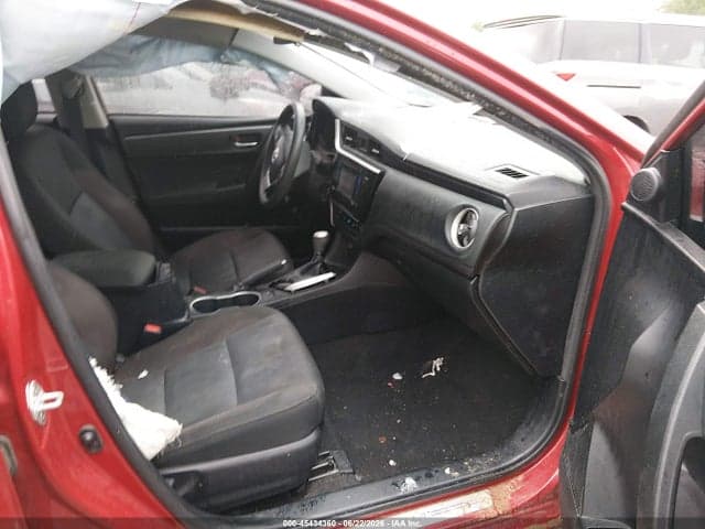 2017 TOYOTA COROLLA LE 5