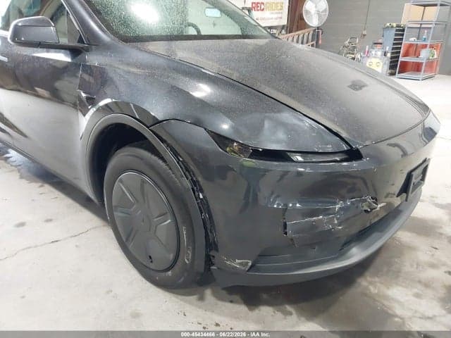 2026 TESLA MODEL Y 7