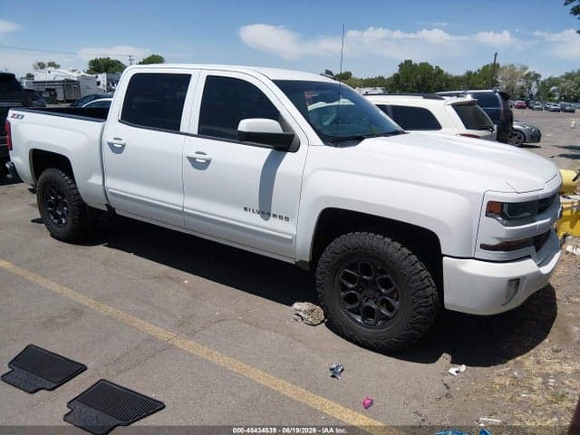 2017 CHEVROLET SILVERADO 1500 2LT - 1