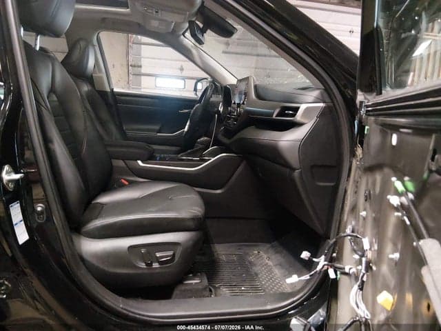 2020 TOYOTA HIGHLANDER XLE 5