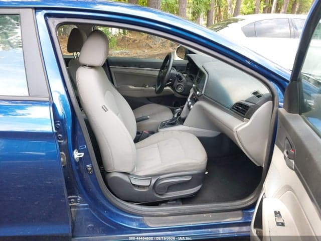 2020 HYUNDAI ELANTRA SEL 5