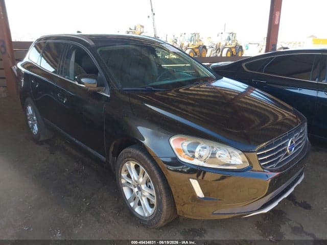 2015 VOLVO XC60 T5
