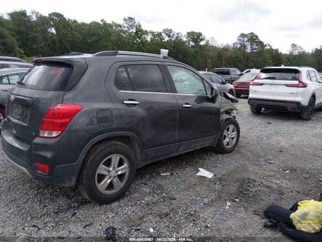 2018 CHEVROLET TRAX LT 4