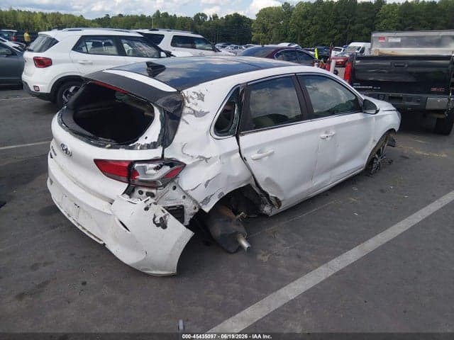 2020 HYUNDAI ELANTRA GT 4