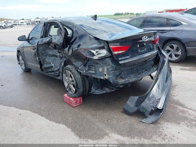 2017 HYUNDAI ELANTRA SE 6