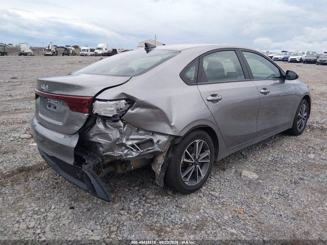 2022 KIA FORTE LXS 4