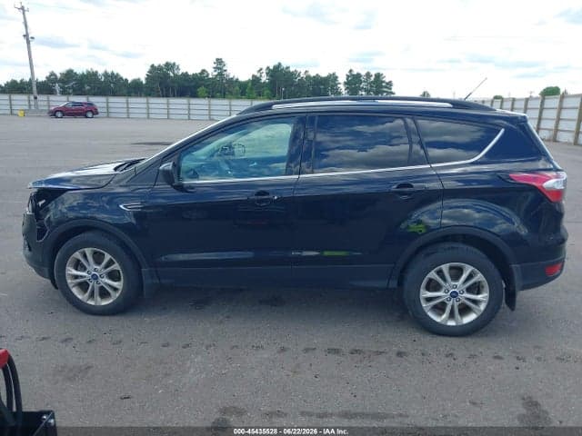 2017 FORD ESCAPE SE 14