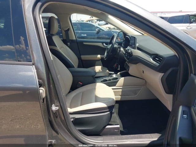 2020 FORD ESCAPE SEL 5