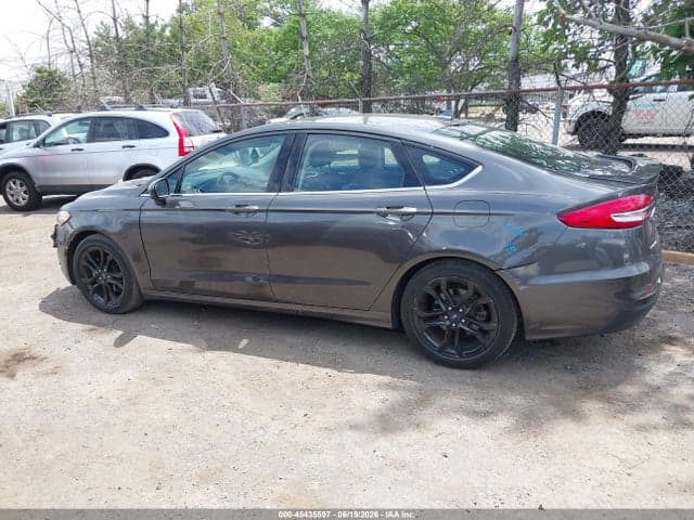 2019 FORD FUSION SE 14