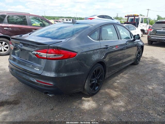 2019 FORD FUSION SE 4