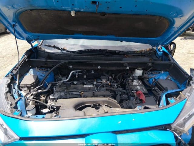 2021 TOYOTA RAV4 XLE 10
