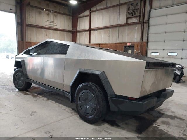 2025 TESLA CYBERTRUCK ALL-WHEEL 4
