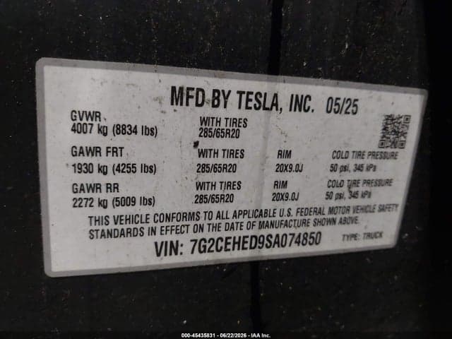 2025 TESLA CYBERTRUCK ALL-WHEEL 10