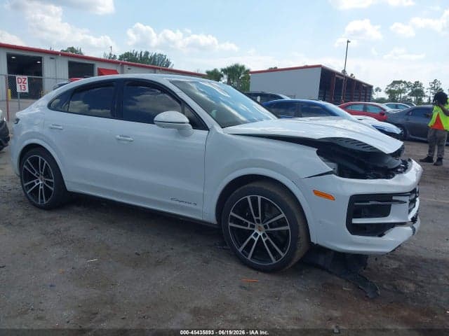2025 PORSCHE CAYENNE COUPE 2