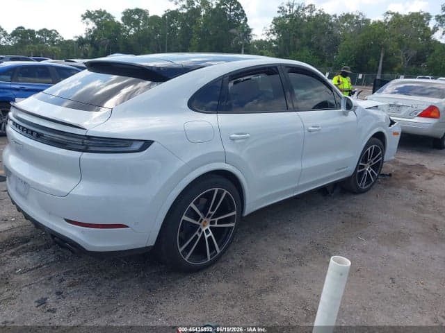 2025 PORSCHE CAYENNE COUPE 5
