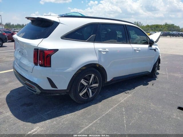 2023 KIA SORENTO S 4