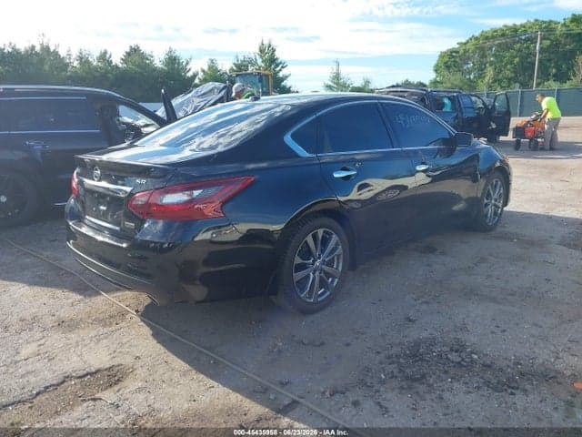 2018 NISSAN ALTIMA 2.5 SR 4