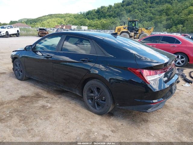 2023 HYUNDAI ELANTRA SEL 3