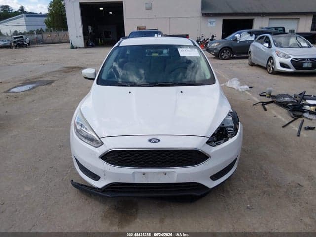 2017 FORD FOCUS SE 13