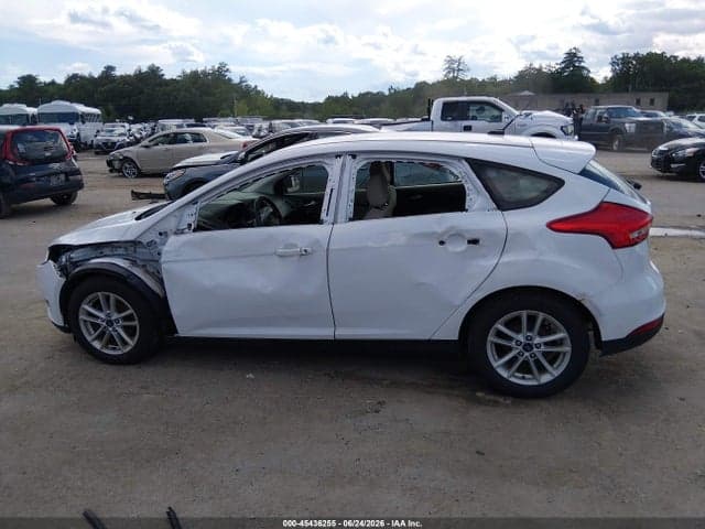 2017 FORD FOCUS SE 15