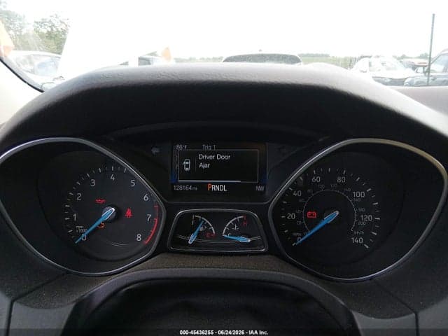 2017 FORD FOCUS SE 7