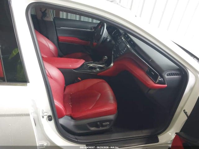 2020 TOYOTA CAMRY XSE AWD 5