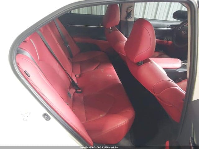 2020 TOYOTA CAMRY XSE AWD 8