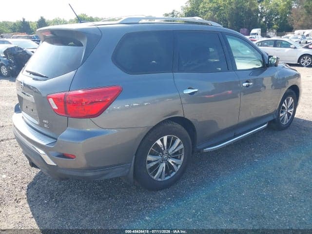 2018 NISSAN PATHFINDER SL 4