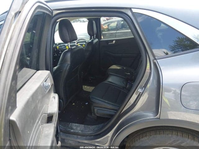 2024 FORD ESCAPE PHEV 8