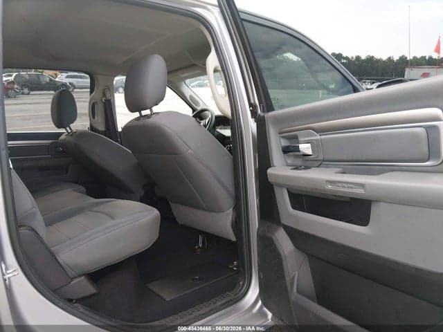 2019 RAM 1500 CLASSIC SLT 4X2 6'4 BOX 8