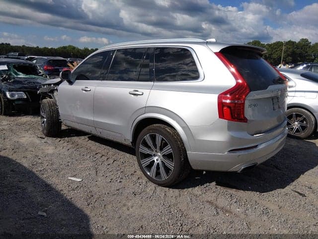 2021 VOLVO XC90 T6 3